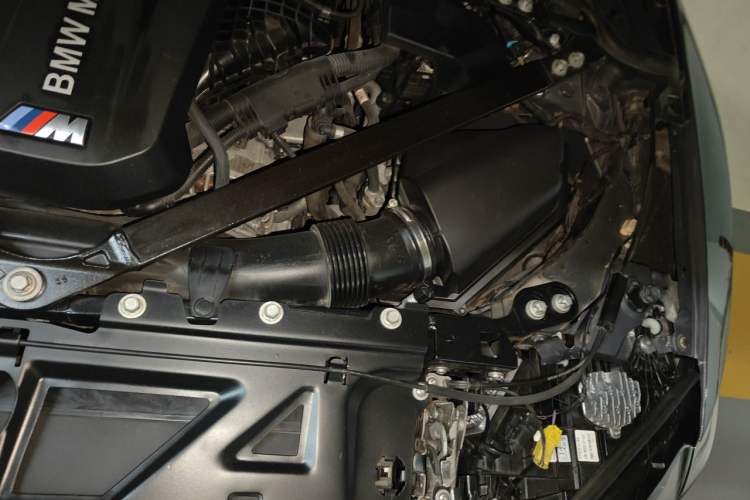Used BMW M4 2021 M4 Coupe Thunder Edition Engine Bay Left