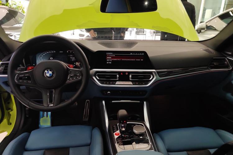 Used BMW M4 2021 M4 Coupe Thunder Edition Center Console