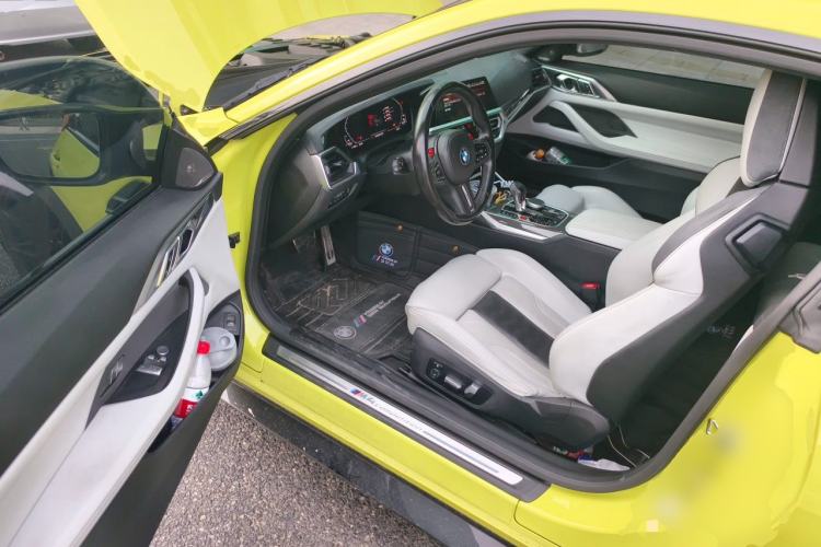 Used BMW M4 2021 M4 Coupe Thunder Edition Driver Seat