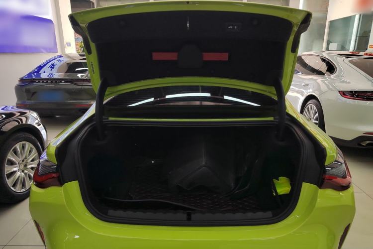 Used BMW M4 2021 M4 Coupe Thunder Edition Trunk