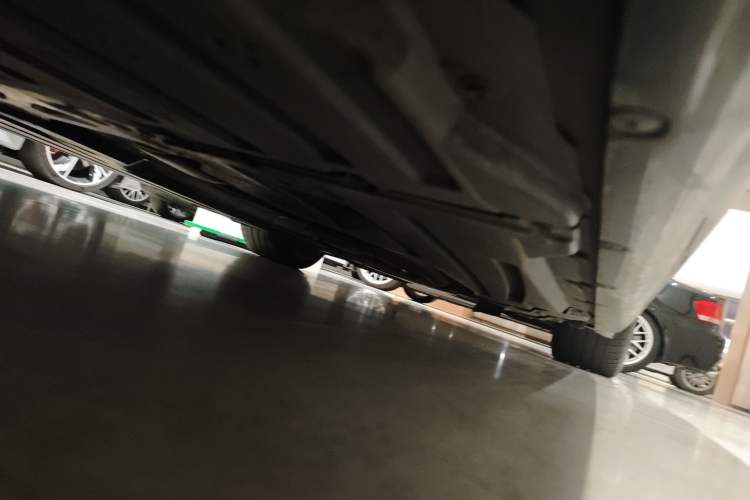 Used BMW M4 2022 M4 Coupe Thunder Edition Chassis Rear Right