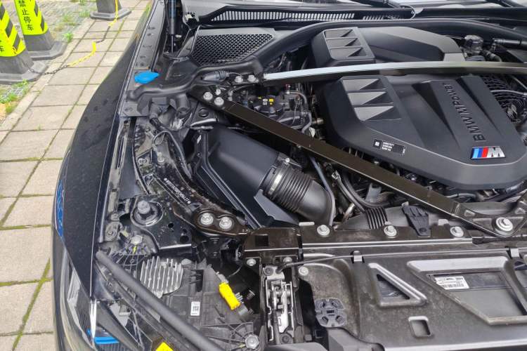Used BMW M4 2022 M4 Coupe Thunder Edition Engine Bay Right