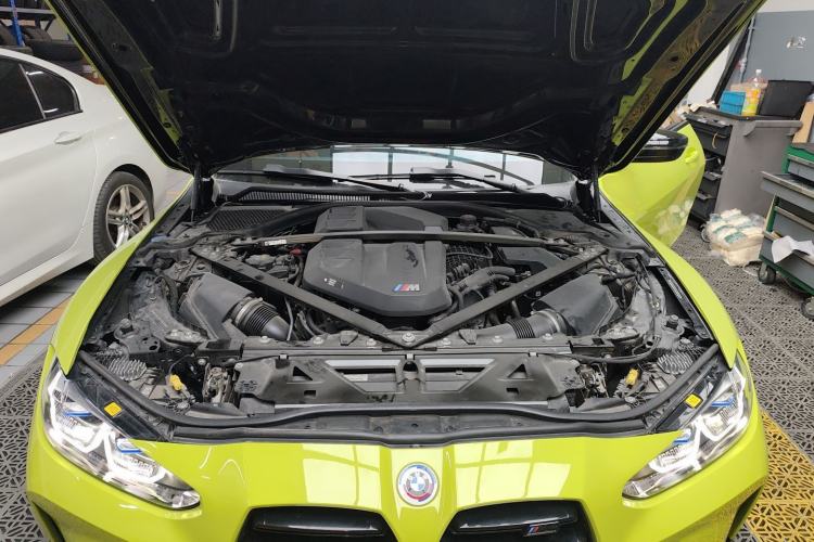 Used BMW M4 2022 M4 Coupe Thunder Edition Engine Bay
