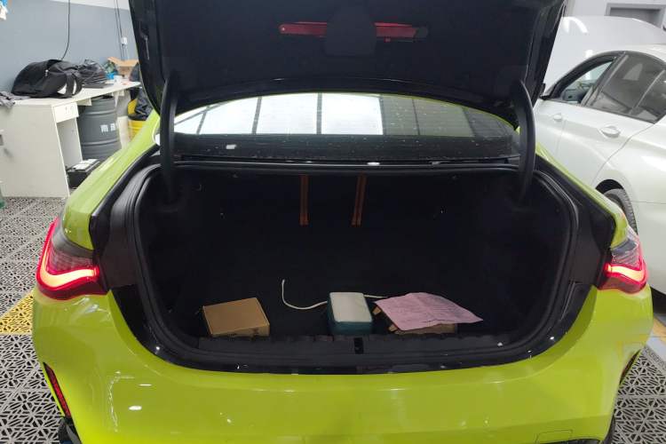 Used BMW M4 2022 M4 Coupe Thunder Edition Trunk