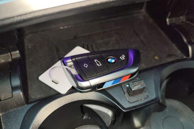 Used BMW M4 2022 M4 Coupe Thunder Edition Vehicle Key