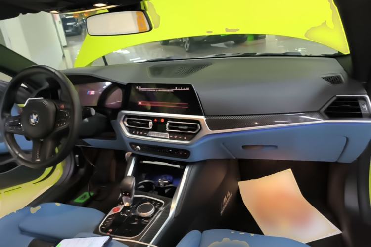 Used BMW M4 2022 M4 Coupe Thunder Edition Center Console