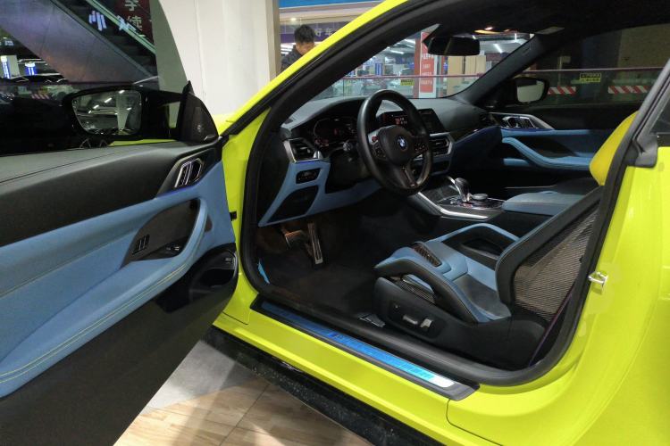 Used BMW M4 2022 M4 Coupe M xDrive Thunder Edition Driver Seat