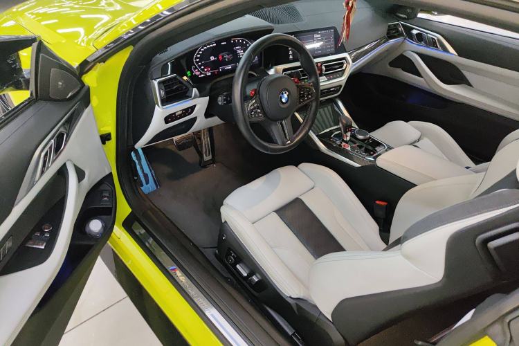 Used BMW M4 2022 M4 Coupe M xDrive Thunder Edition Driver Seat