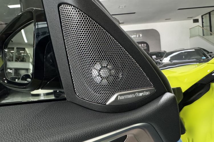 Used BMW M4 2022 M4 Coupe Thunder Edition Interior 4