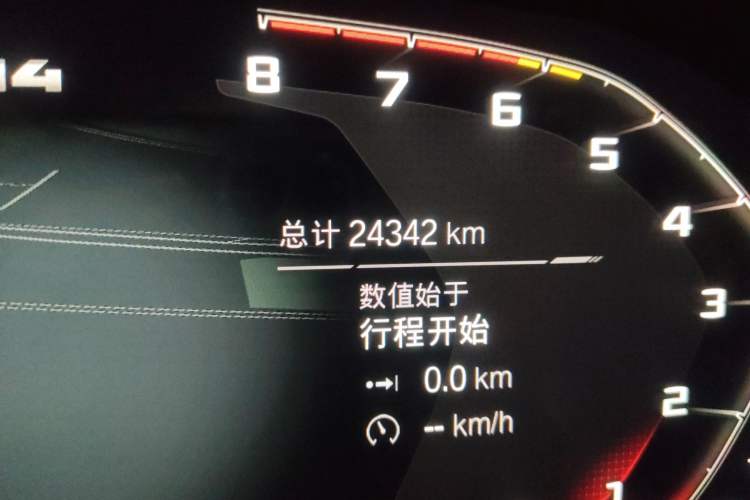 Used BMW M4 2022 M4 Coupe M xDrive Thunder Edition Odometer Close Up