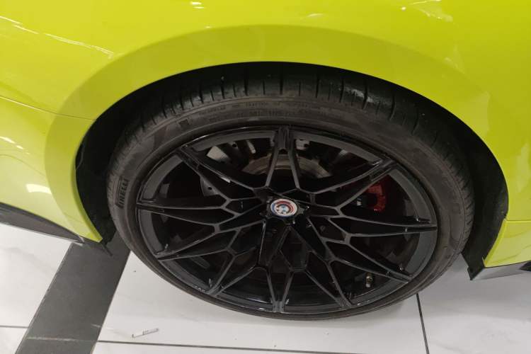 Used BMW M4 2022 M4 Coupe M xDrive Thunder Edition Right Rear Wheel Hub