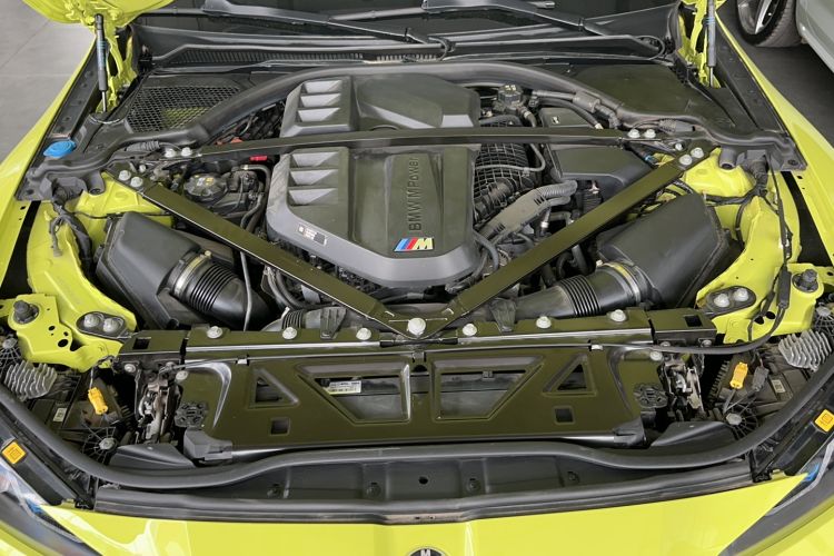 Used BMW M4 2023 M4 Convertible Coupe M xDrive Engine Bay
