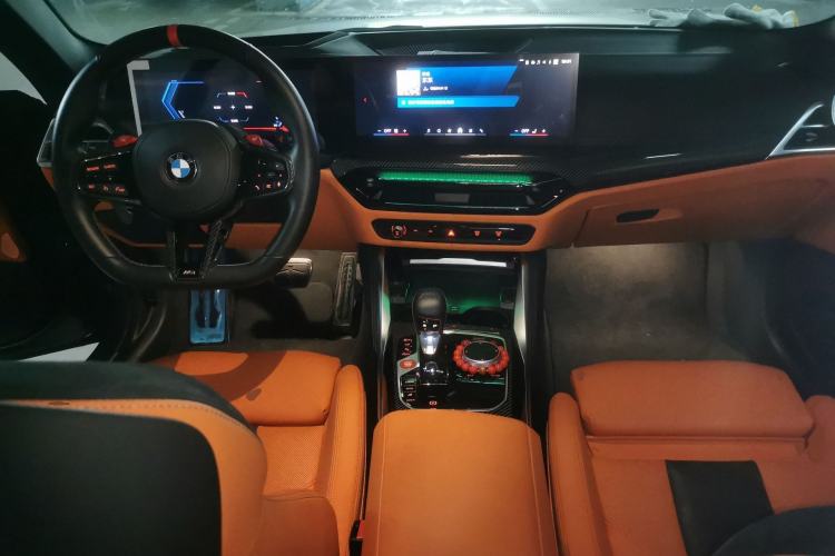 Used BMW M4 2024 M4 Coupe M xDrive Thunder Edition Center Console
