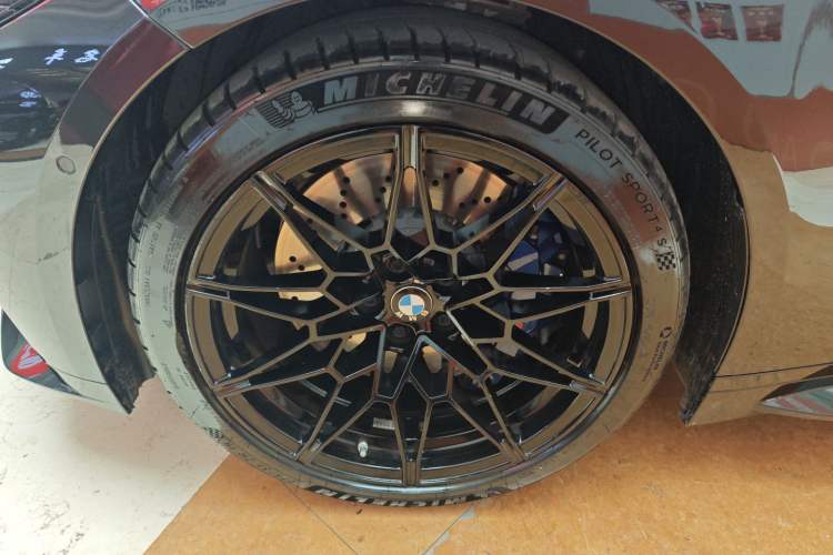 Used BMW M4 2024 M4 Coupe Thunder Edition Left Front Wheel Hub