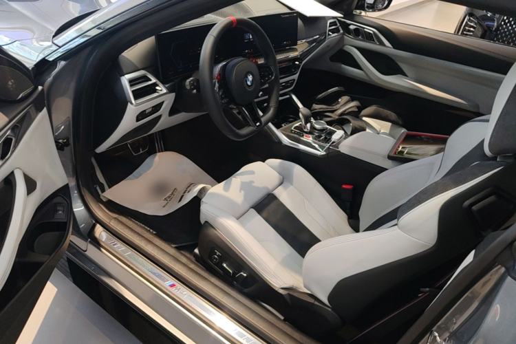 Used BMW M4 2024 M4 Coupe M xDrive Thunder Edition Driver Seat