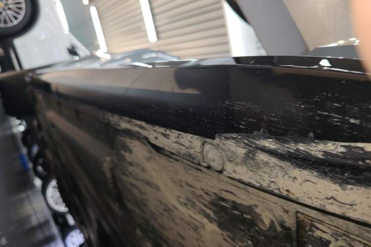 Used BMW M4 2024 M4 Coupe M xDrive Thunder Edition Right Side Sill