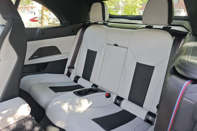 Used BMW M4 2024 M4 Convertible Coupe M xDrive Thunder Edition Interior 2