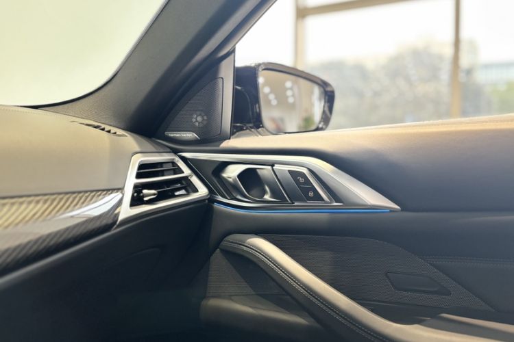 Used BMW M4 2024 M4 Coupe Thunder Edition Interior 1