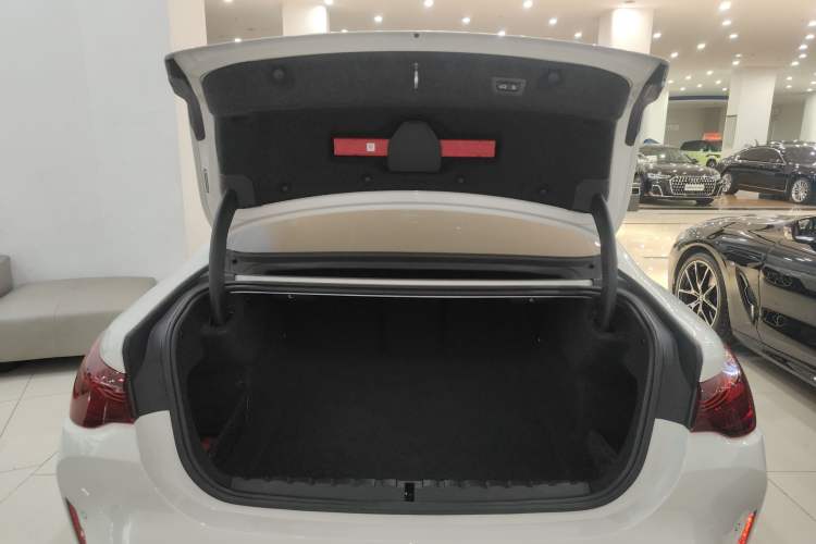 Used BMW M4 2024 M4 Coupe Thunder Edition Trunk