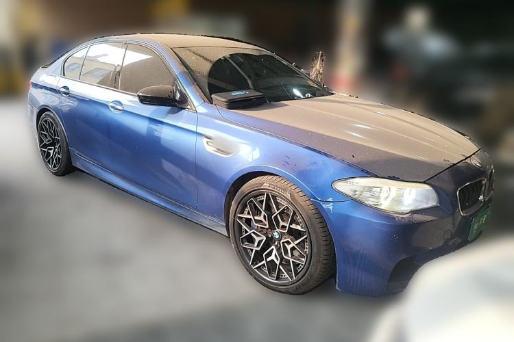 Used BMW M5 2012 M5 Front Right 45 Deg