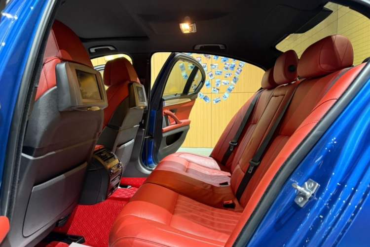 Used BMW M5 2012 M5 Headliner