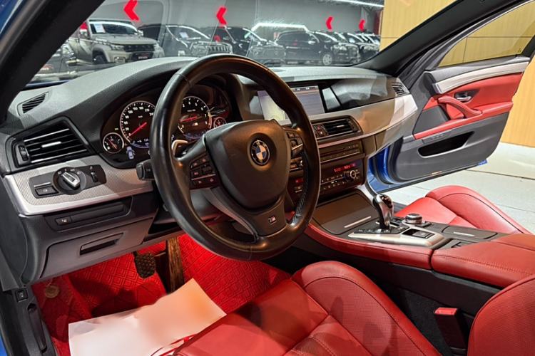 Used BMW M5 2012 M5 Interior 1