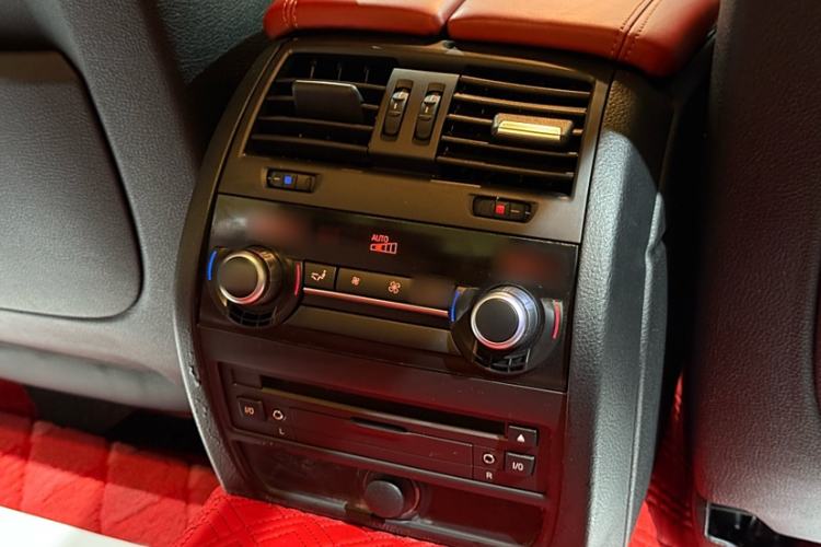 Used BMW M5 2012 M5 Interior 6