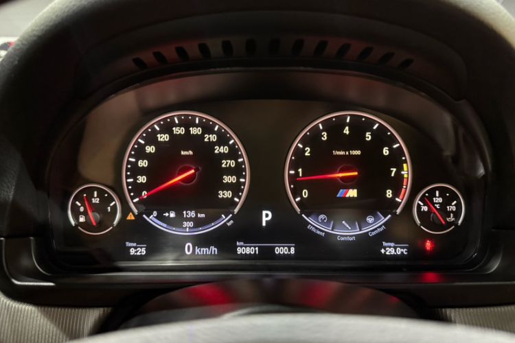Used BMW M5 2012 M5 Odometer Close Up