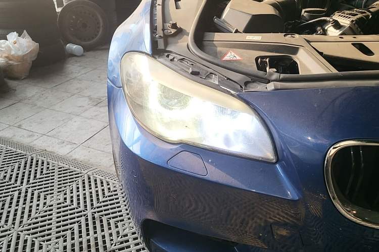 Used BMW M5 2012 M5 Right Front Headlight