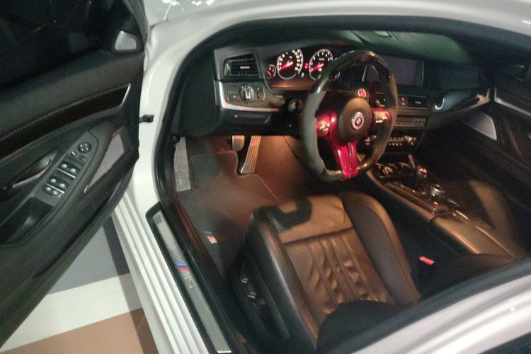 Used BMW M5 2012 M5 Driver Seat