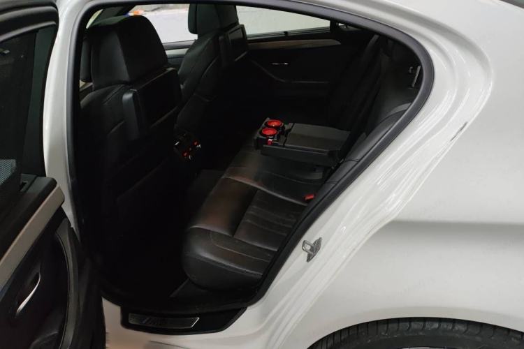 Used BMW M5 2012 M5 Interior 5