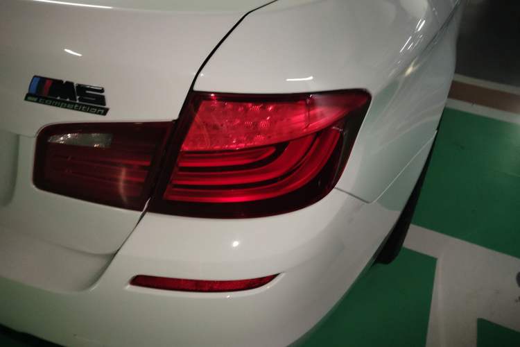 Used BMW M5 2012 M5 Right Rear Taillight