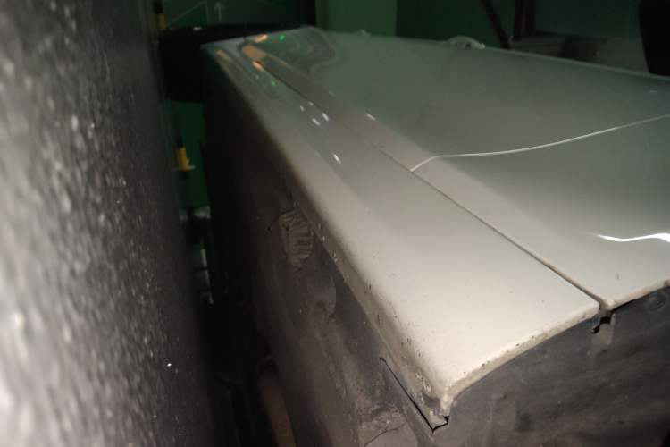 Used BMW M5 2012 M5 Right Side Sill