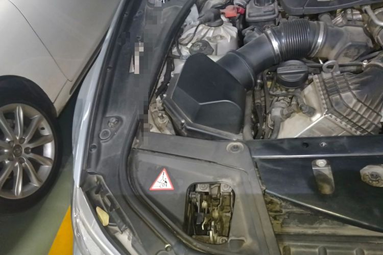 Used BMW M5 2014 M5 Engine Bay Right