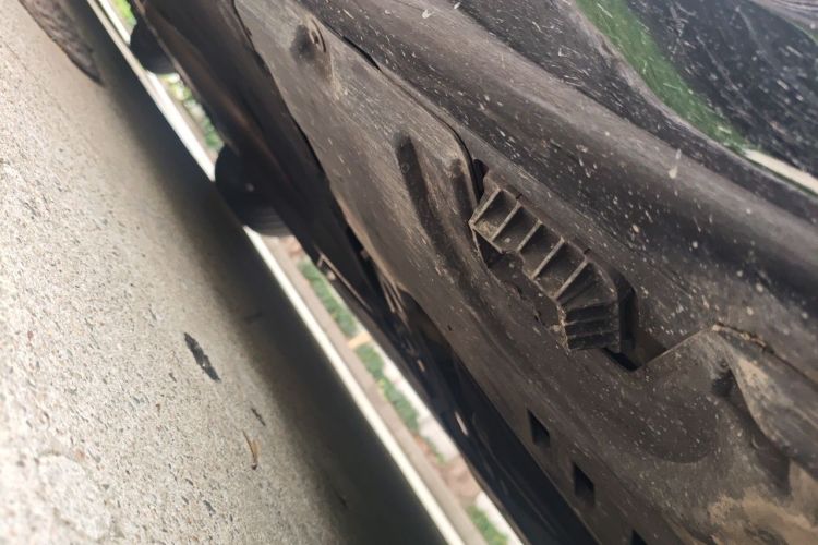 Used BMW M5 2018 M5 Chassis Rear Left