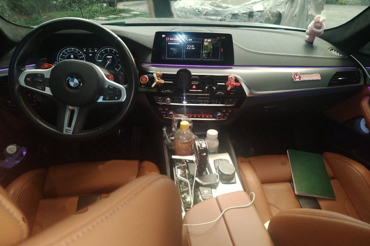 Used BMW M5 2018 M5 Center Console