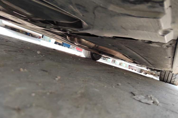 Used BMW M5 2018 M5 Chassis Rear Right