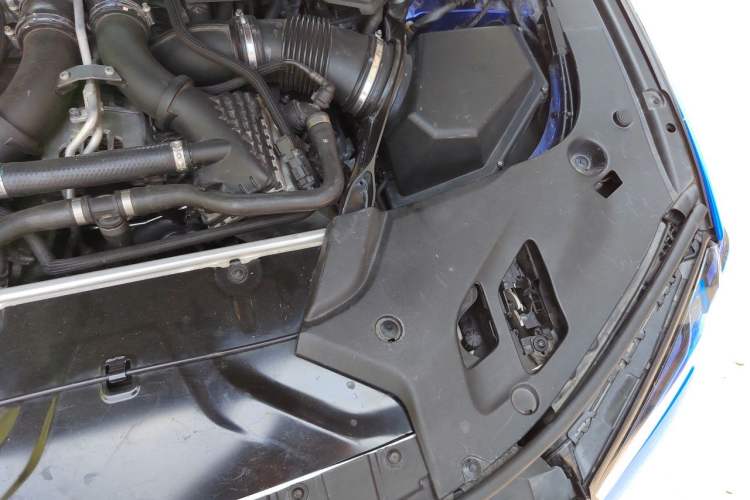 Used BMW M5 2018 M5 Engine Bay Left
