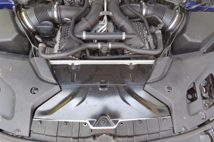 Used BMW M5 2018 M5 Engine Bay