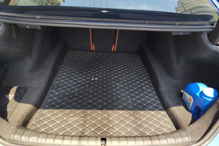 Used BMW M5 2018 M5 Trunk