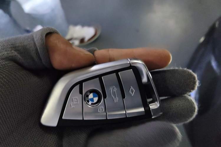 Used BMW M5 2018 M5 Vehicle Key