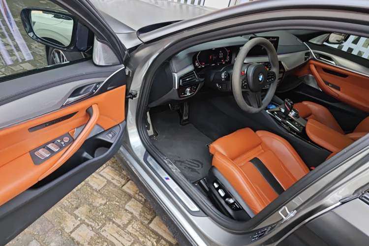 Used BMW M5 2019 M5 Thunder Edition Driver Seat