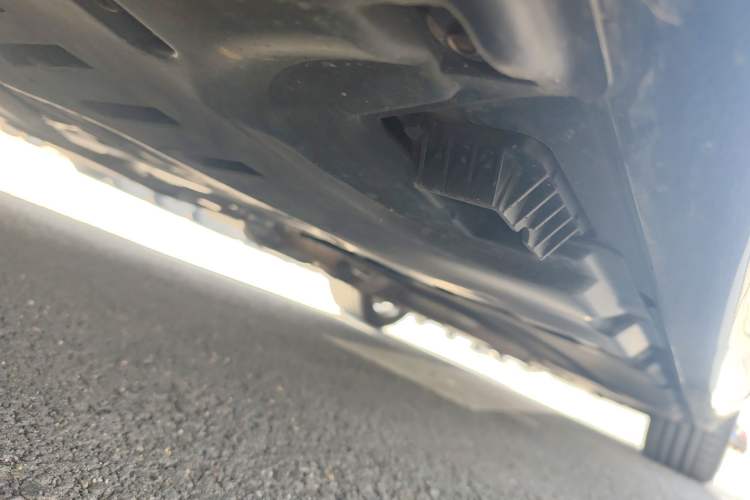 Used BMW M5 2021 M5 Chassis Rear Right