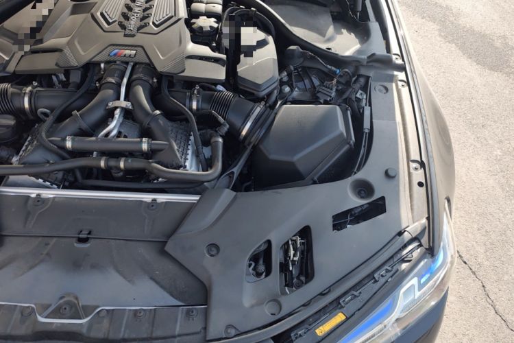 Used BMW M5 2021 M5 Engine Bay Left