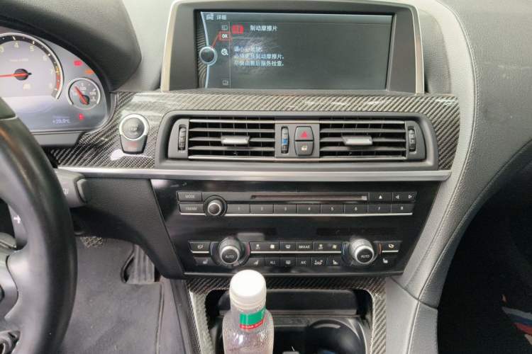 Used BMW M6 2013 M6 Coupe Audio And AC Panel