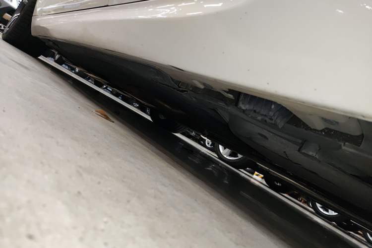 Used BMW M6 2013 M6 Gran Coupe Left Side Sill