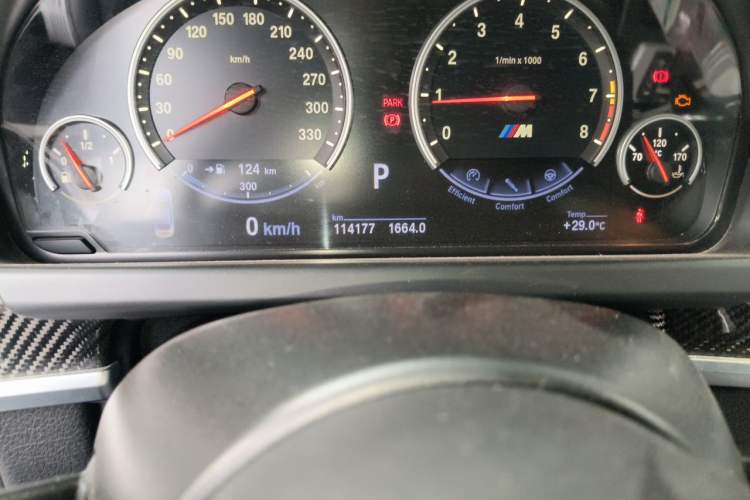 Used BMW M6 2013 M6 Coupe Odometer Close Up