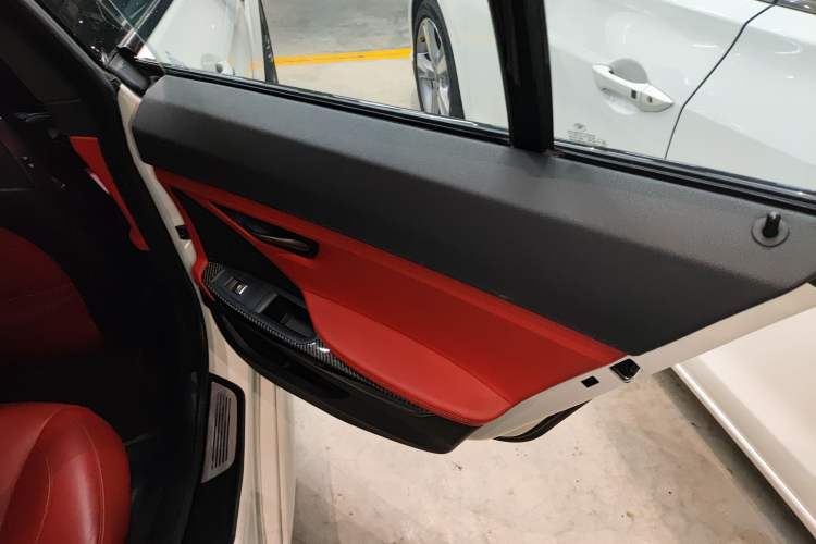Used BMW M6 2013 M6 Gran Coupe Right Rear Door Interior