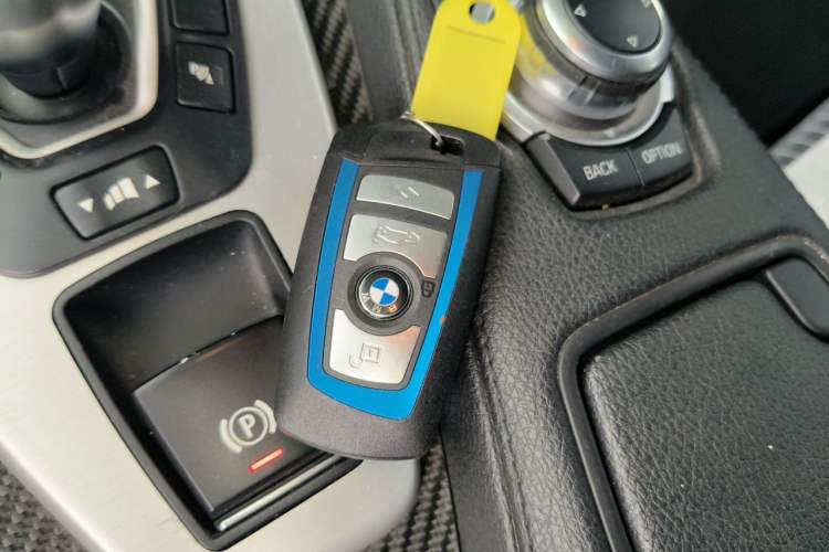 Used BMW M6 2013 M6 Coupe Vehicle Key