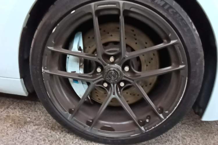 Used BMW M6 2014 M6 Gran Coupe BMW Year of the Horse Limited Edition Right Front Wheel Hub